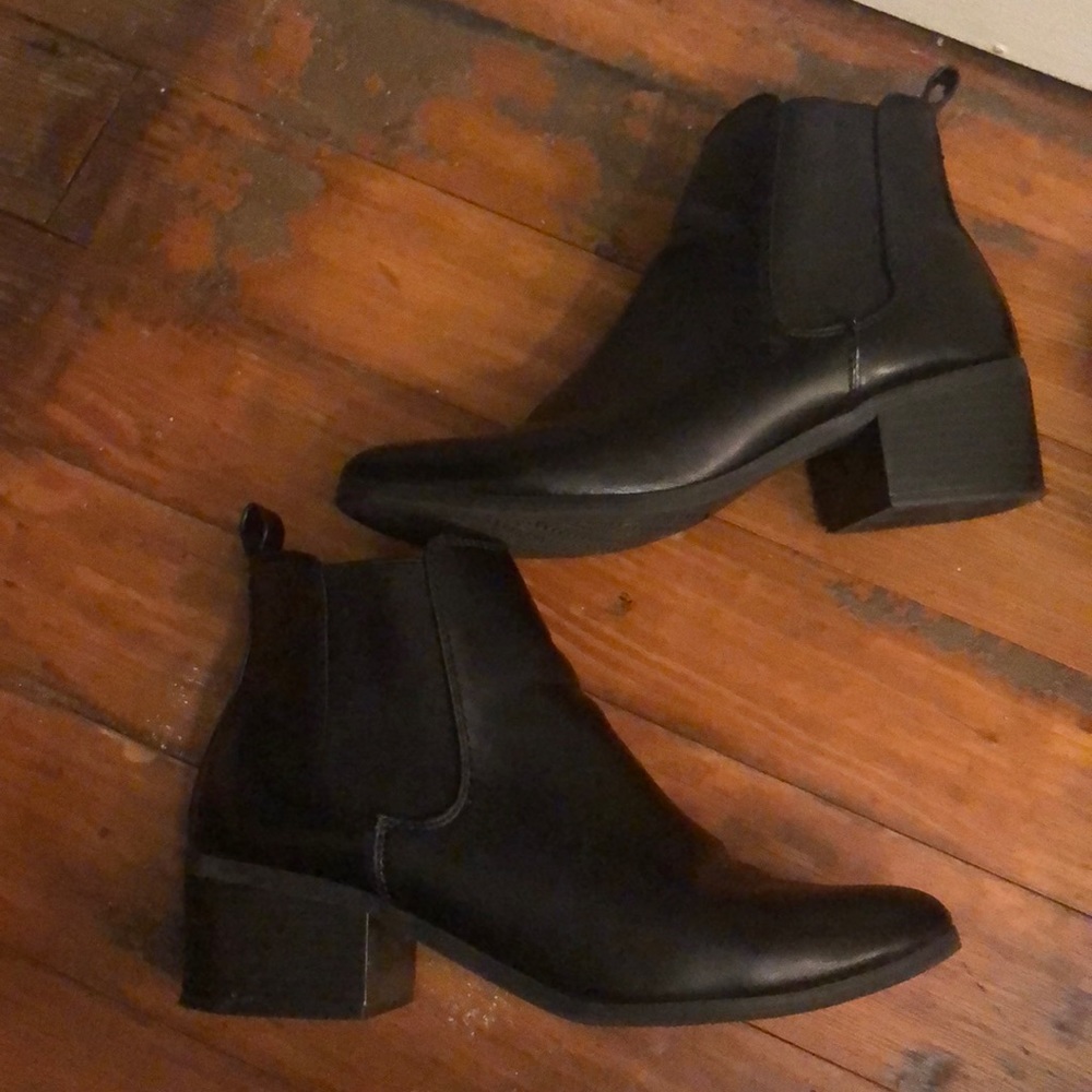 Black boots